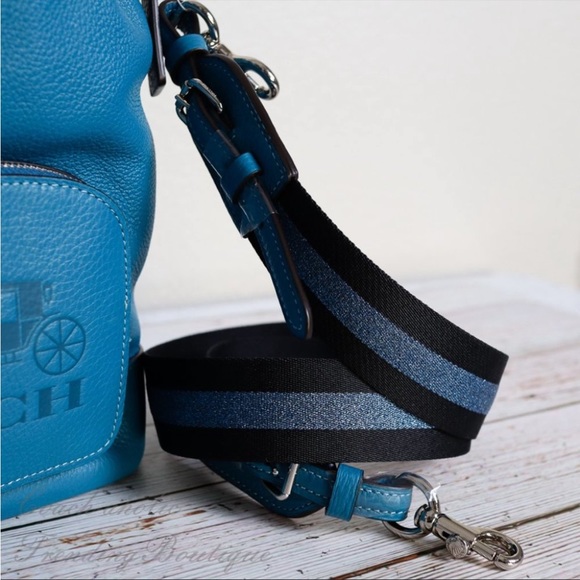 Coach purse crossbody - Picture 5 of 8